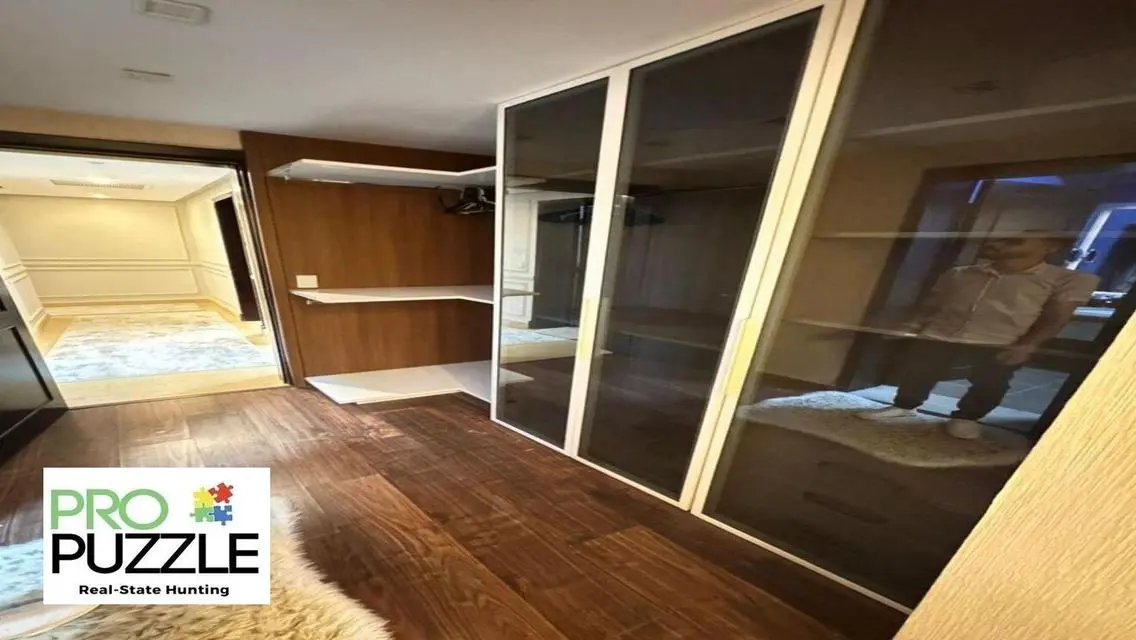 Apartment with garden  in mivida fully Furnished