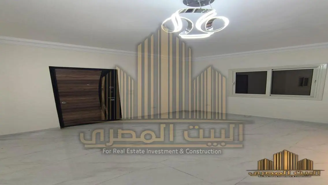 للايجار القانون شقه 200 م ارضي بحديقه في اللوتس