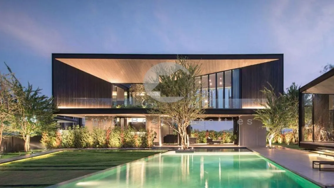 villa for sale in hydepark 10 years installment
