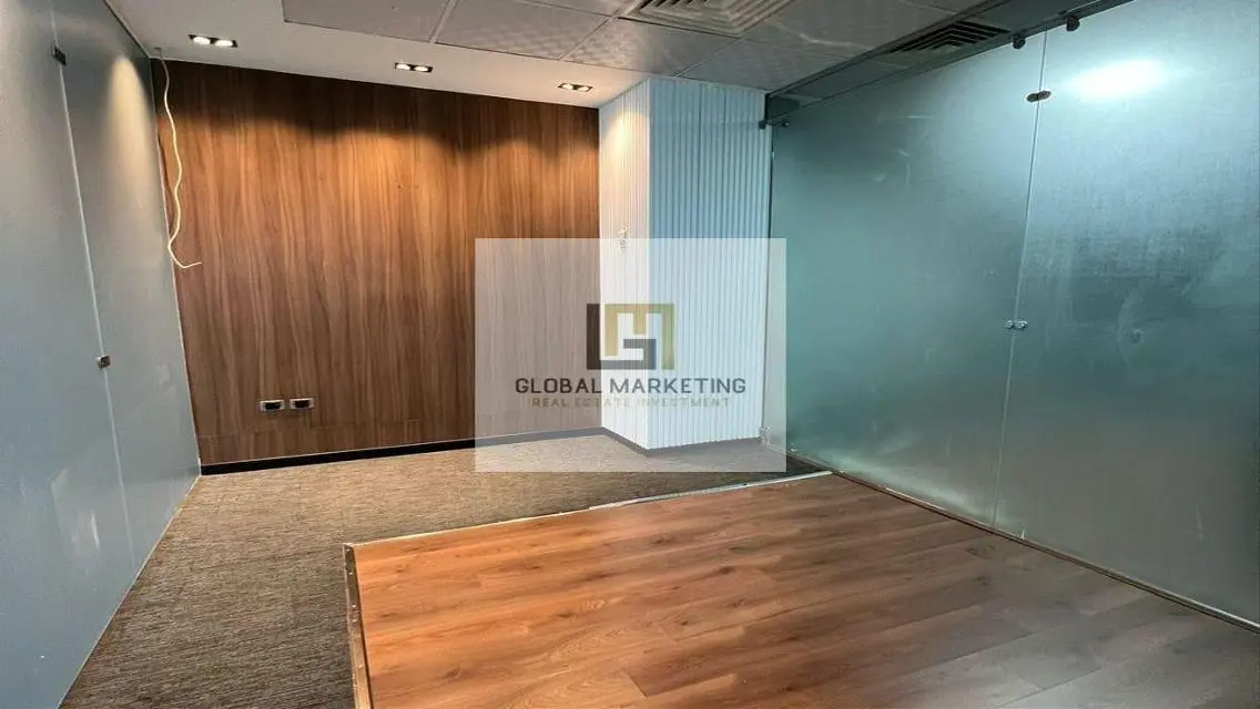 Finished Office 340m For Rent in South Teseen