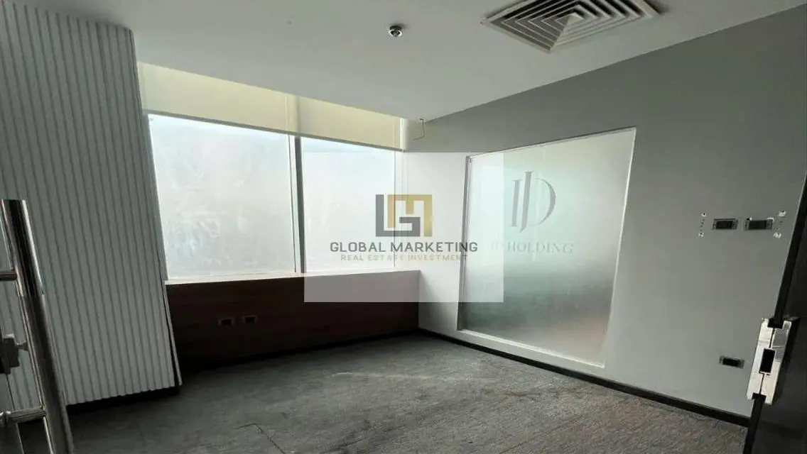 Finished Office 340m For Rent in South Teseen