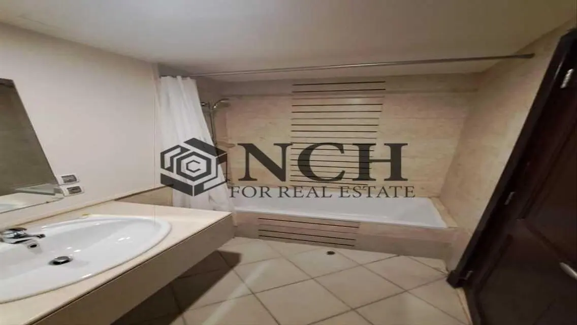 LUXURIOUS APT 200M 3BED, KITCHEN - ACS | FIRST USE