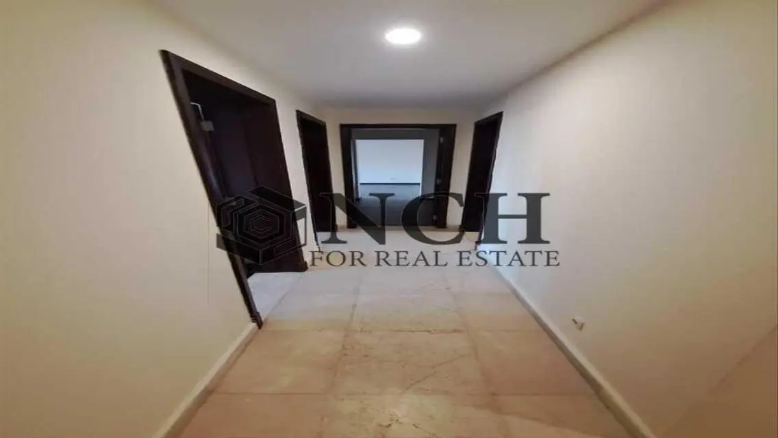 LUXURIOUS APT 200M 3BED, KITCHEN - ACS | FIRST USE