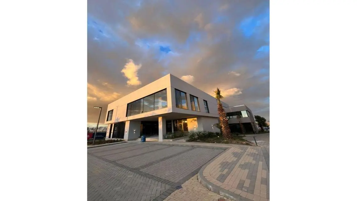 Administrative building for sale (O Business)