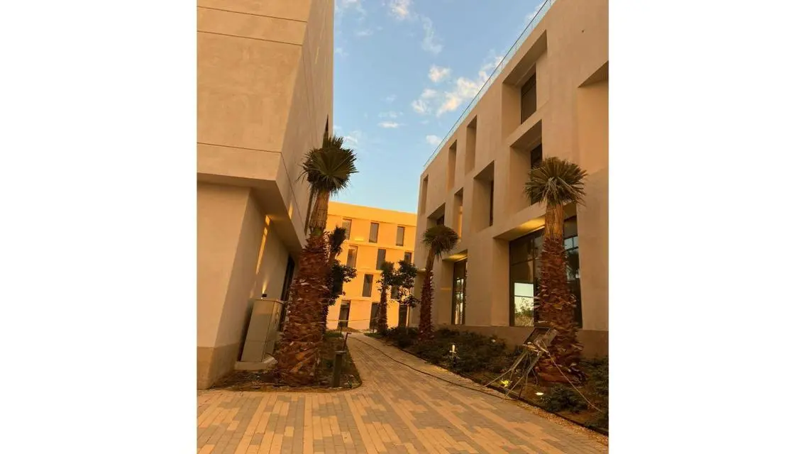 Administrative building for sale (O Business)
