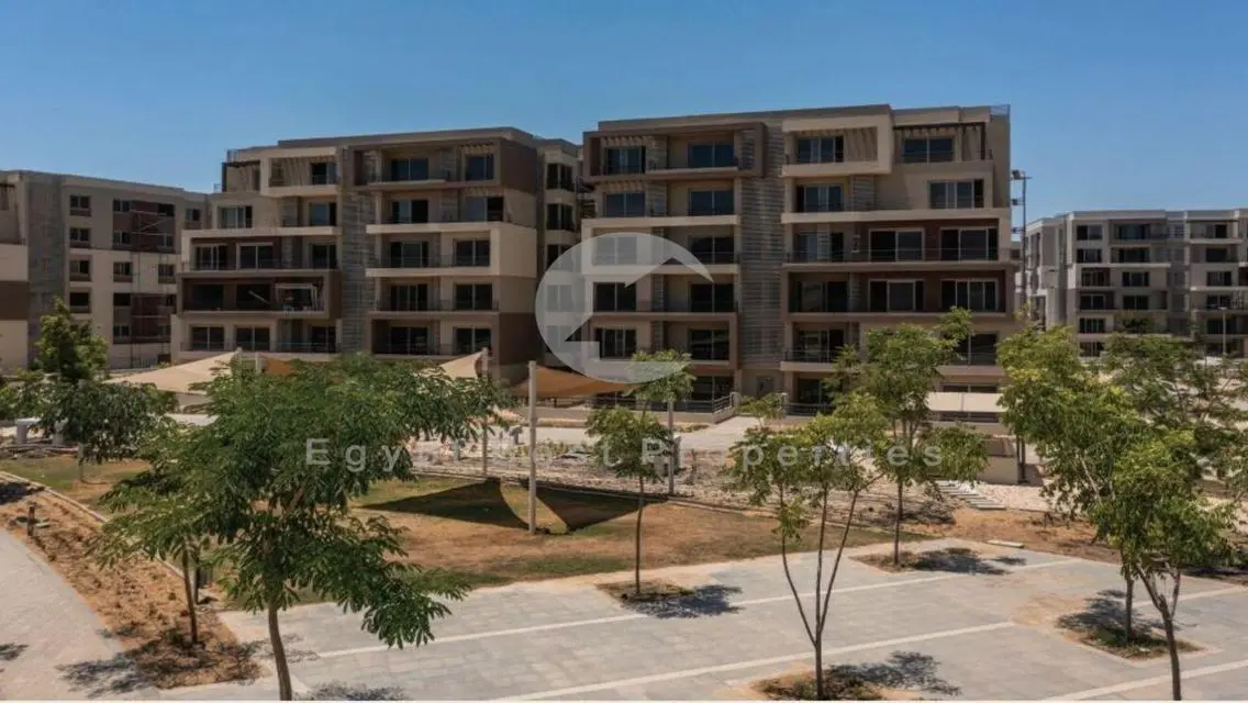 Landscape View Apartment With 3 % D.P In New Cairo