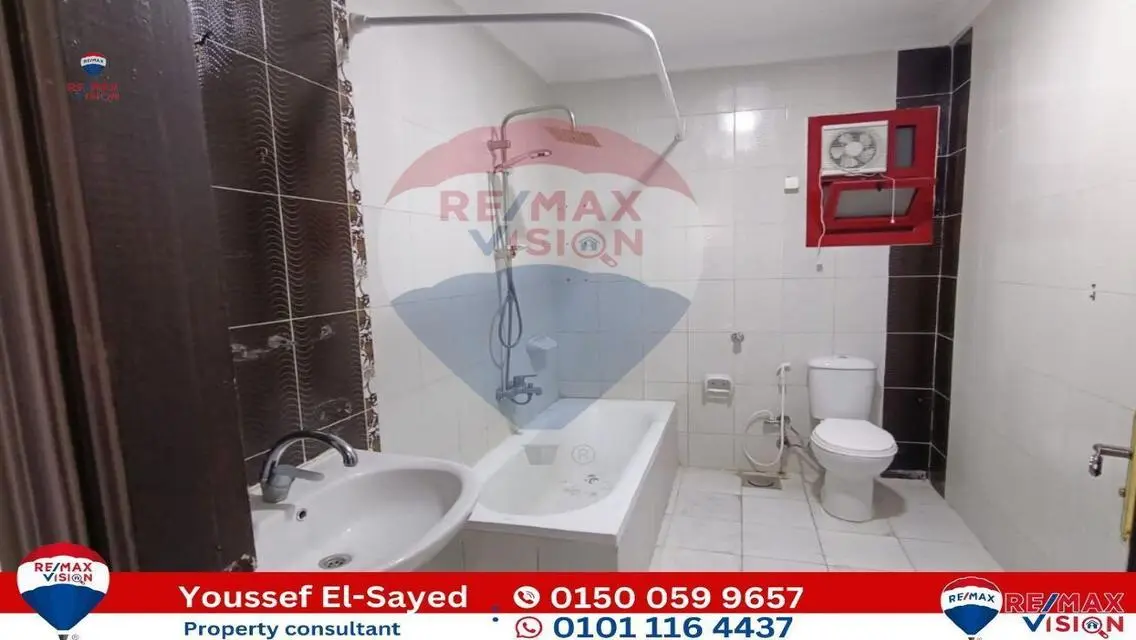3 Bedroom Apartment for Sale overlooking Landmark