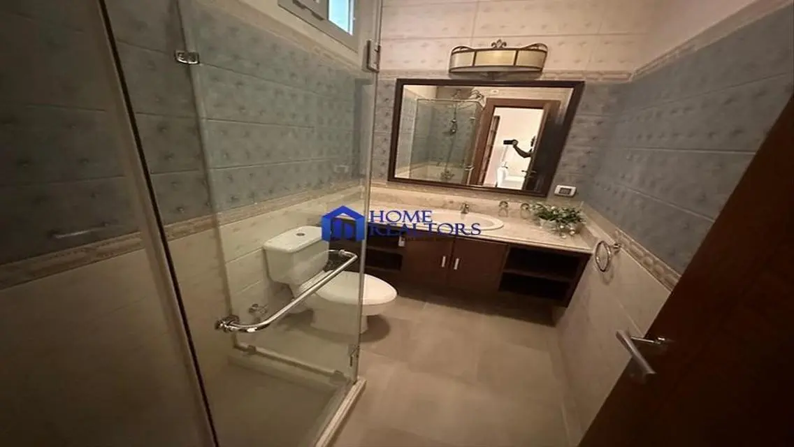شقة مودرن بحمام سباحة للايجار بالمعادي السرايات