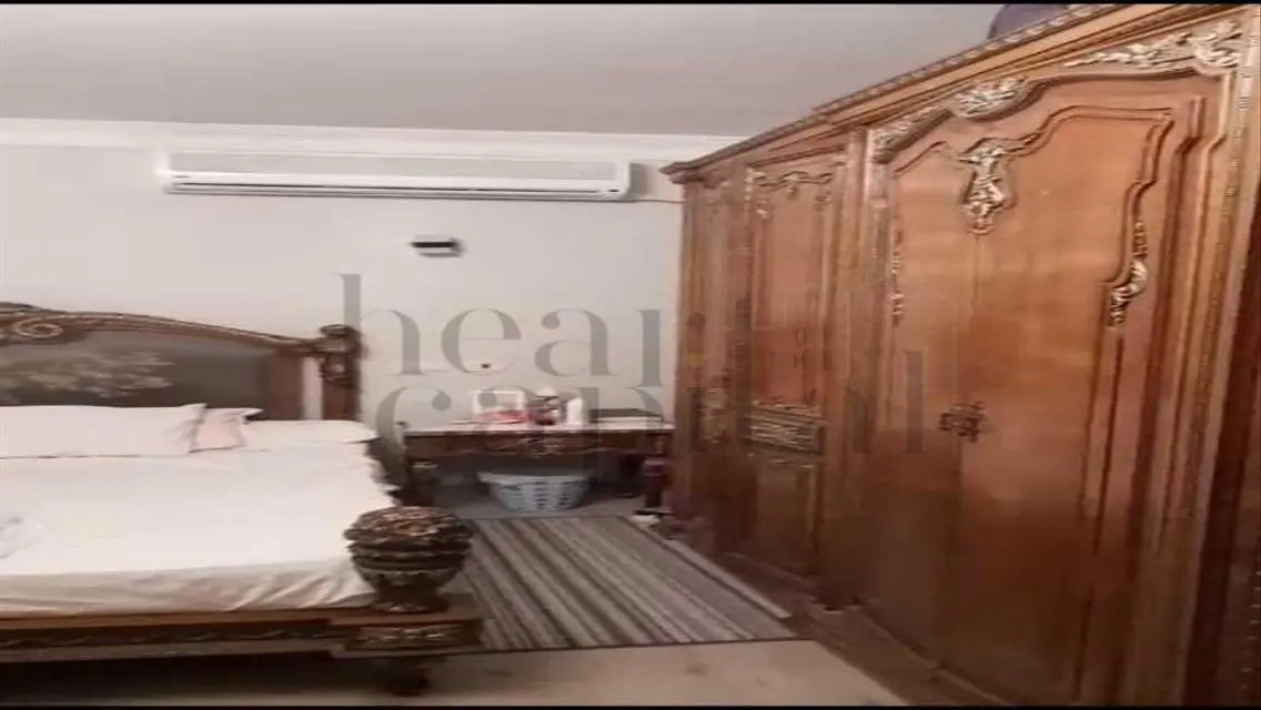Middle Townhouse for Sale in Al Maqsed