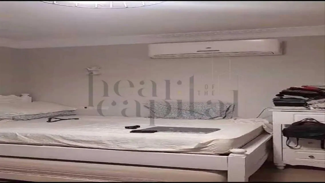 Middle Townhouse for Sale in Al Maqsed