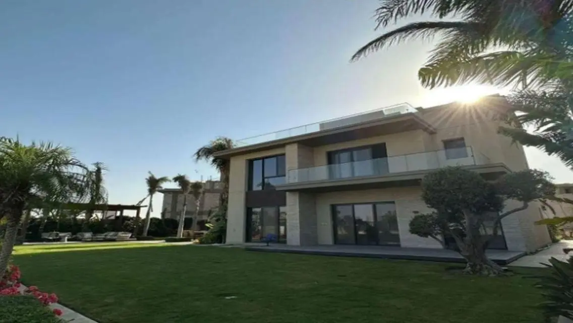 Villa Ready to move in Sodic near Sphinx airport