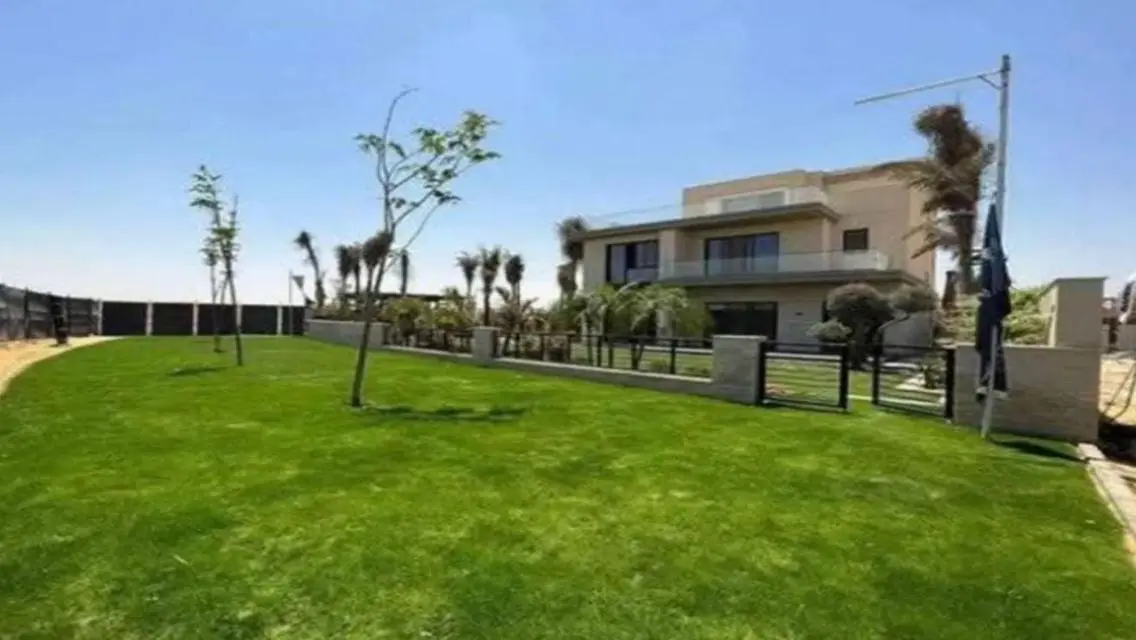 Villa Ready to move in Sodic near Sphinx airport