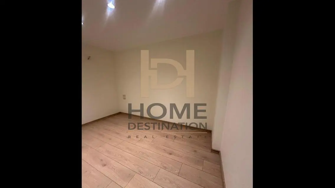 Super lux Finishing With Kitchen - Prime Location