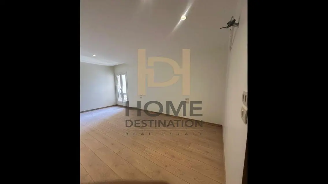 Super lux Finishing With Kitchen - Prime Location