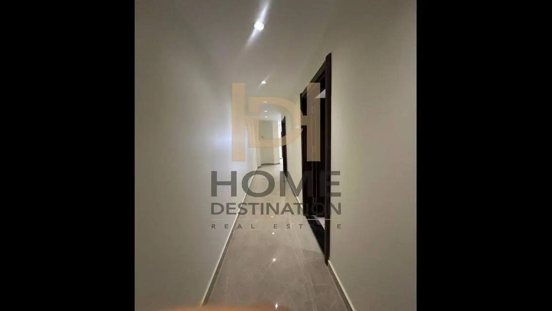 Super lux Finishing With Kitchen - Prime Location