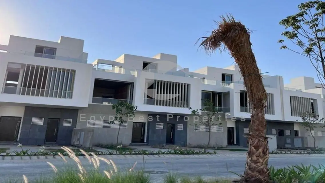 Villa Near Delivery/ Under Market Price/ Open View