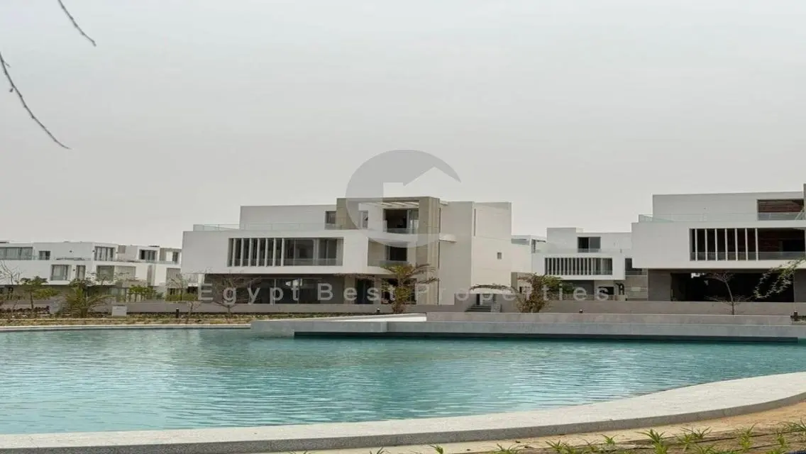 Villa Near Delivery/ Under Market Price/ Open View