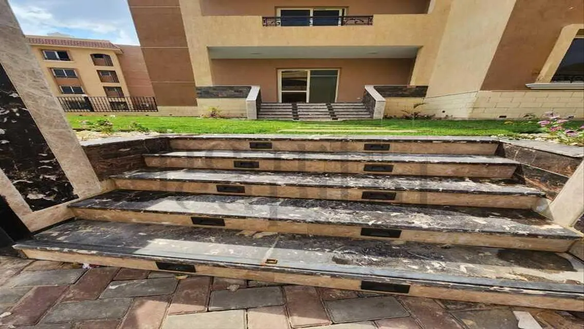 Spacious Garden Apartment for Sale in Al-Khamayel