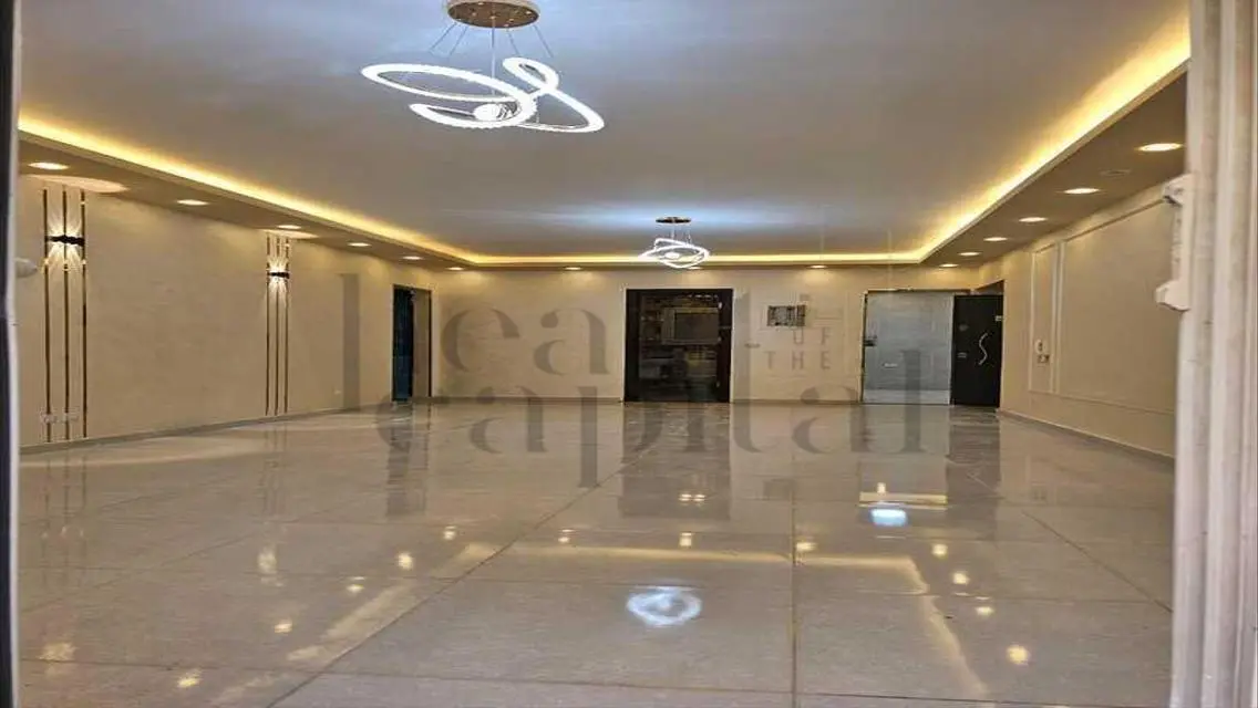 Apartment for Sale in Al-Khamayel