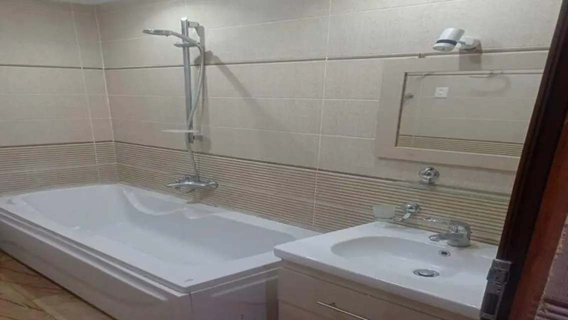 Apartments for rent in Continental Compound, Sheik