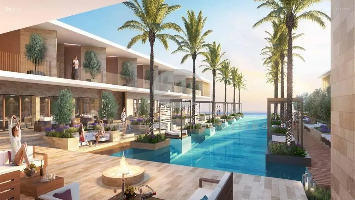 Chalet for sale in Silver sands