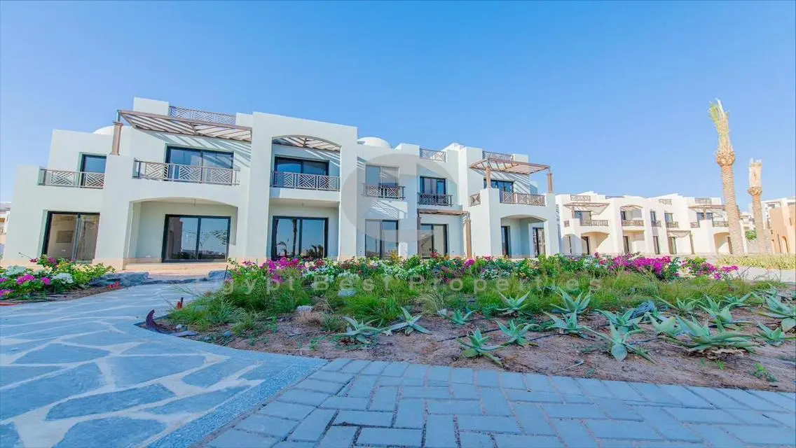 chalet 3 bed ready to move _ red sea old price !!