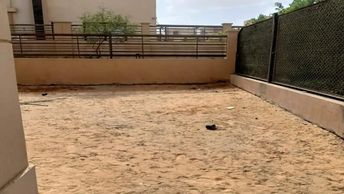 للبيع فيلا فى حى الندى الشيخ زايد