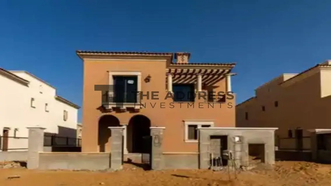 Twinhouse in prime location best price , City Gate