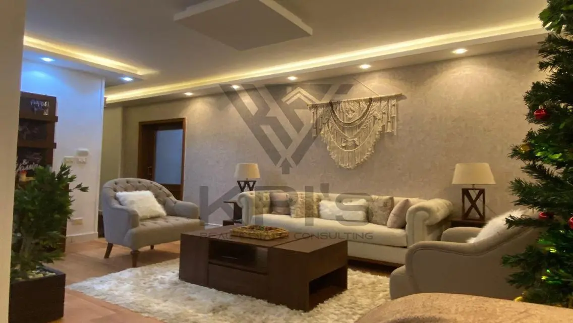 Stunning Spacious Apartment with All Amenities
