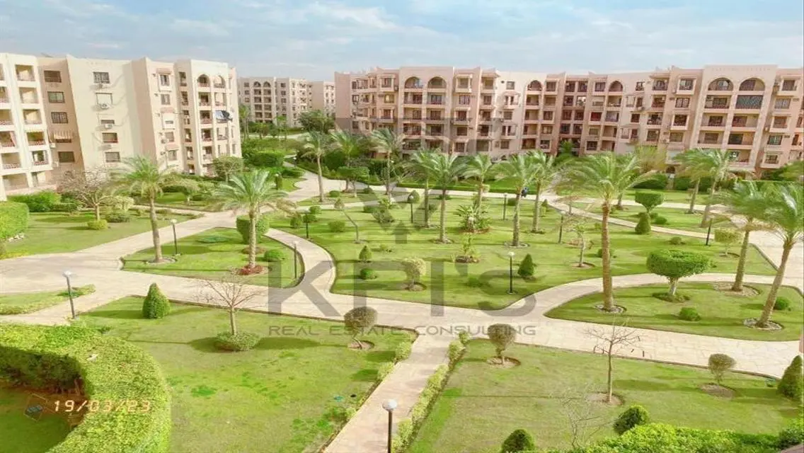 Stunning Spacious Apartment with All Amenities