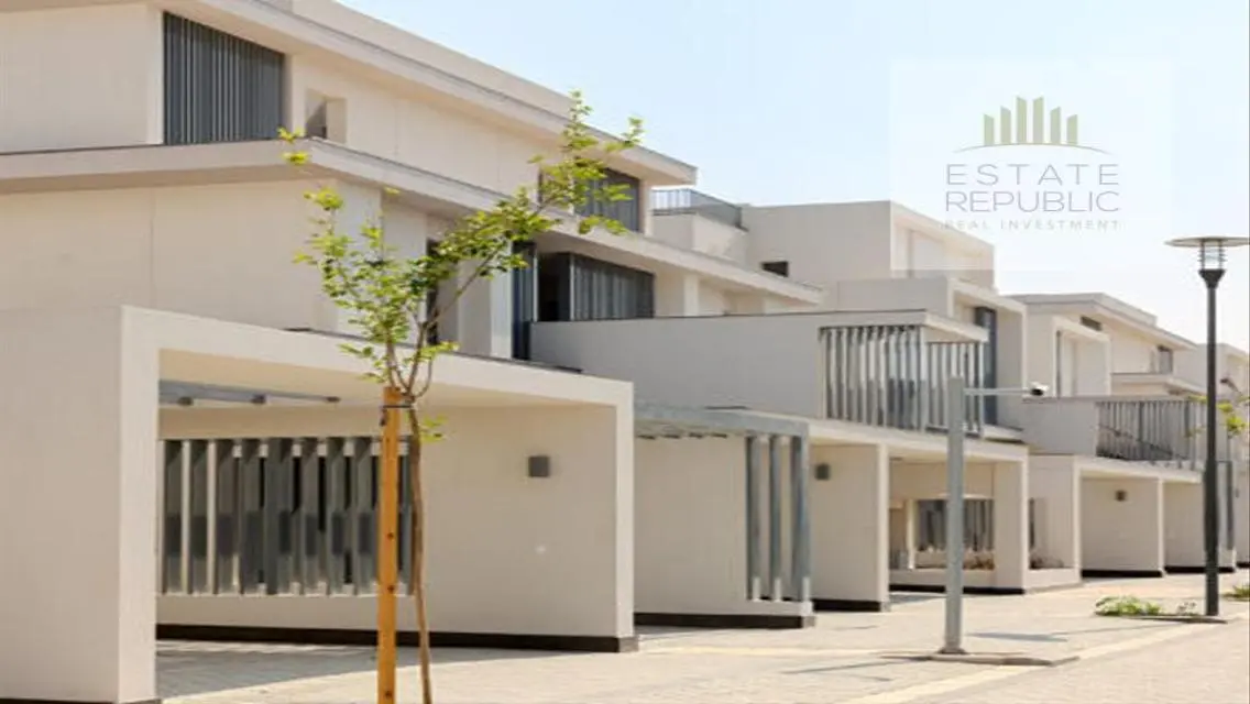 Luxury Apartment for Rent with Lake View