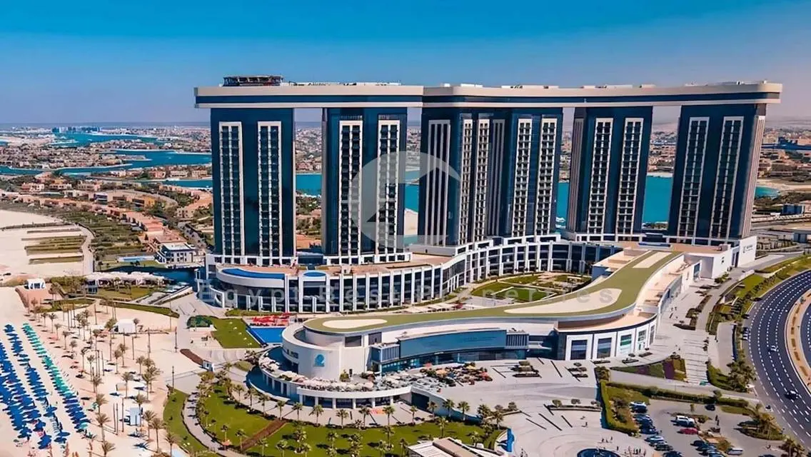 شاليه مميز ريسيل بحديقة خاصة في بالم هيلز العلمين