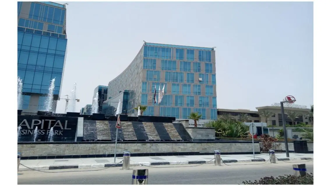 للبيع مكتب263م تقسيط كابيتال بيزنس بارك الشيخ زايد