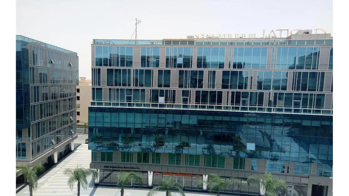 For sale office installment Capital - Sheikh Zayed