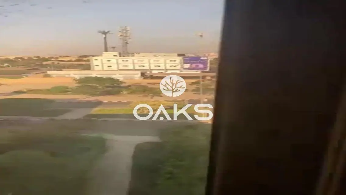 شقه للبيع ريسيل متشطبه بالفرش في الرحاب