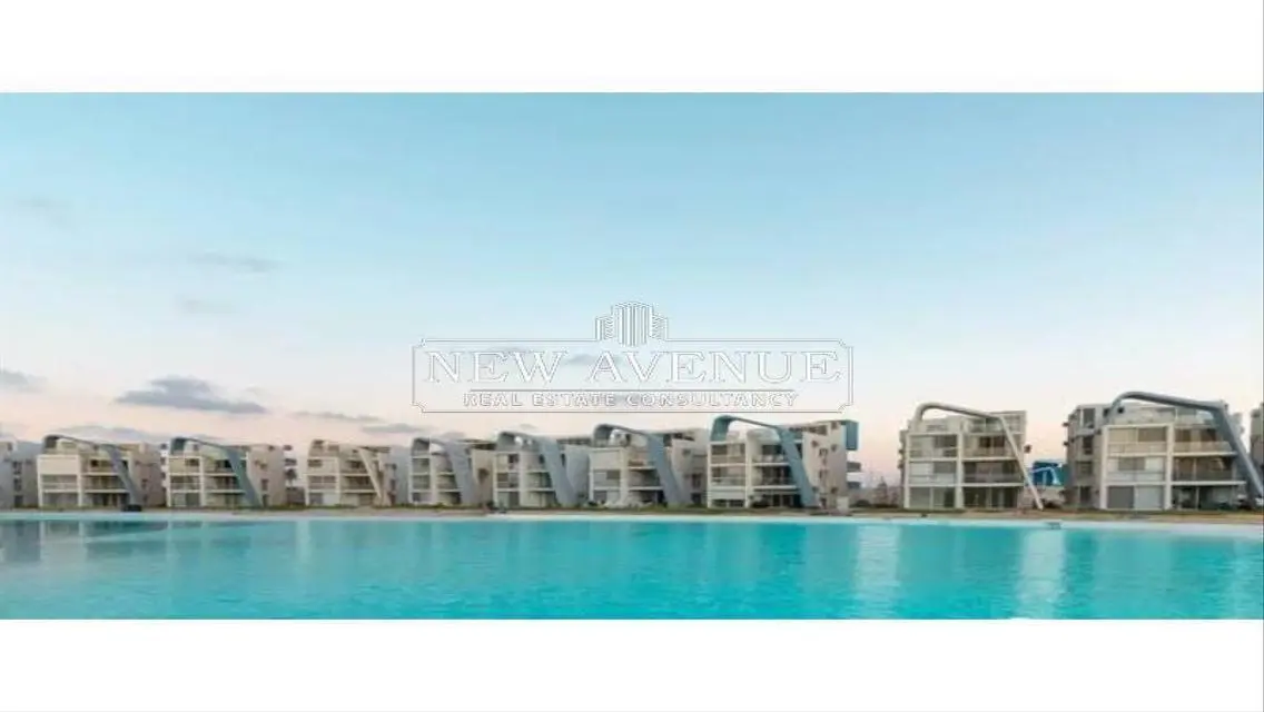 لوكيشن متميز  -  فيو علي البحيرة  -  بالتقسيط