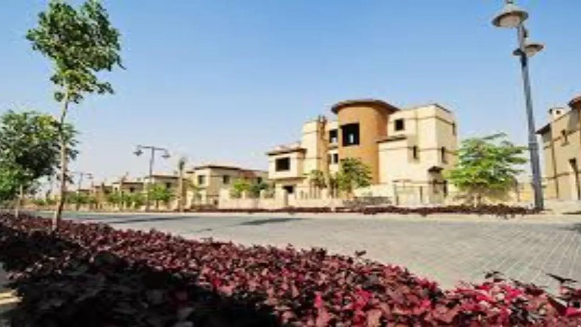 تاون هاوس للايجار في بالم هيلز قطاميه pk1