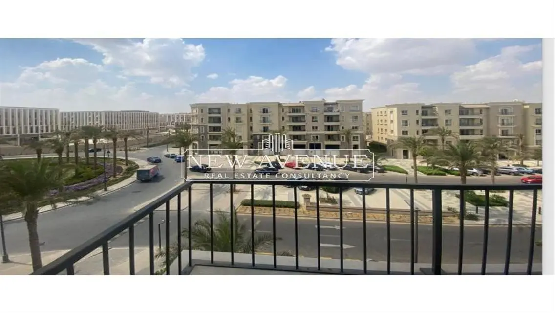 شقة بمساحة 239 م تشطيب كامل فى موقع متميز