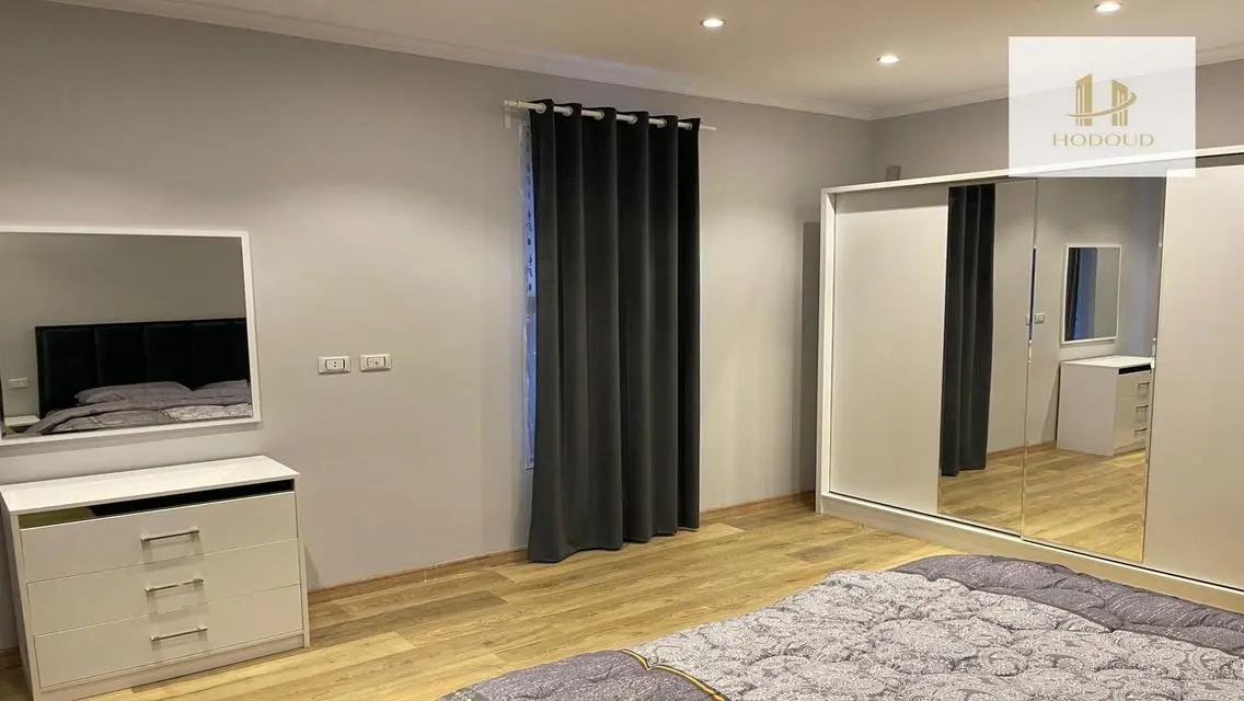 Furnished studio for rent in Village Gate