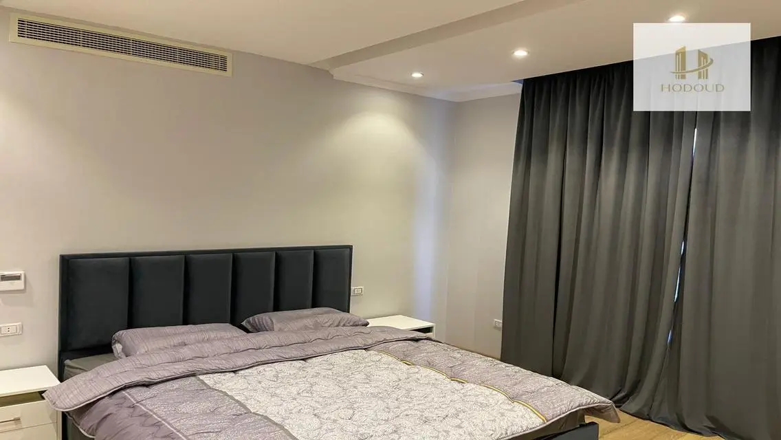 Furnished studio for rent in Village Gate