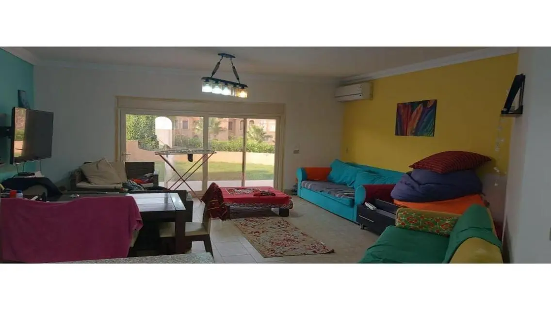 Private garden - prime location