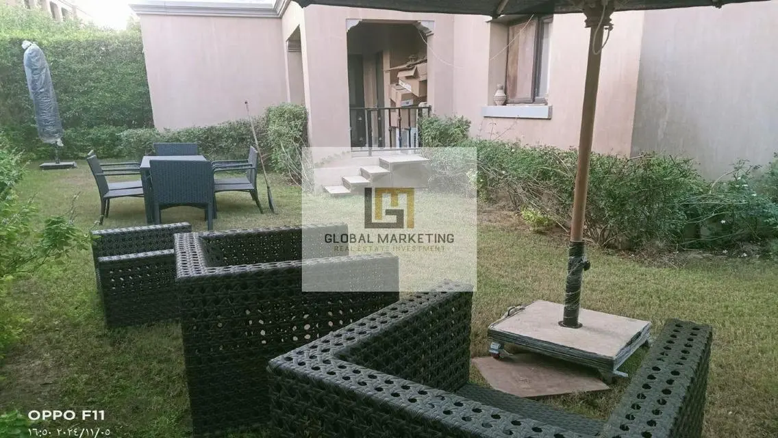 Luxury fully furnished apartment withgarden mivida