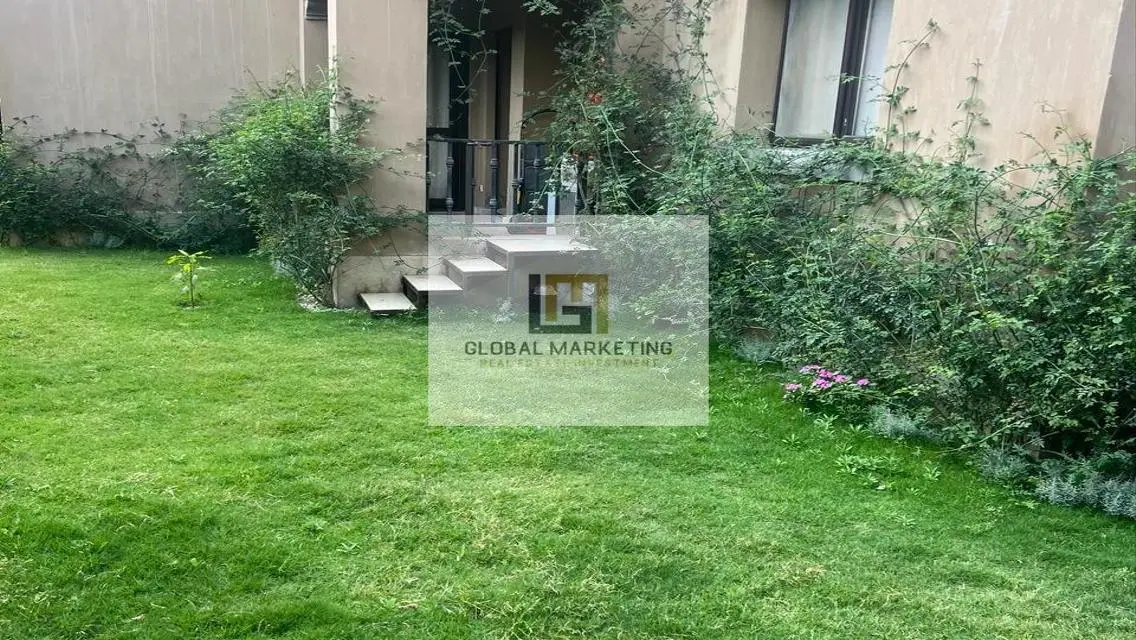 Luxury fully furnished apartment withgarden mivida