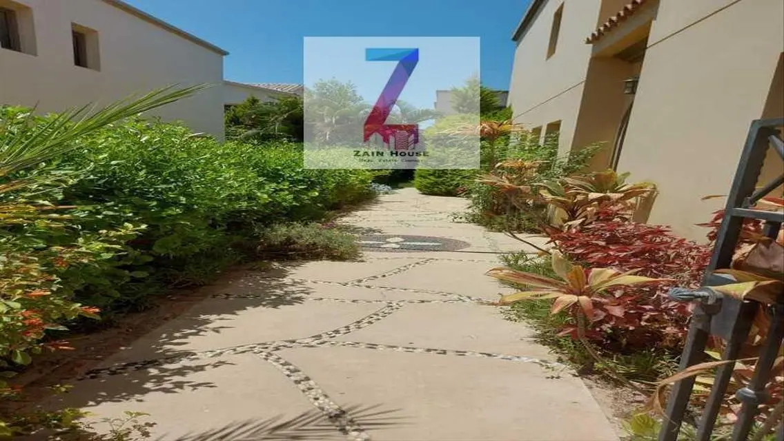 Marassi twin for sale at Isola 361 m 4beds &amp; Nany