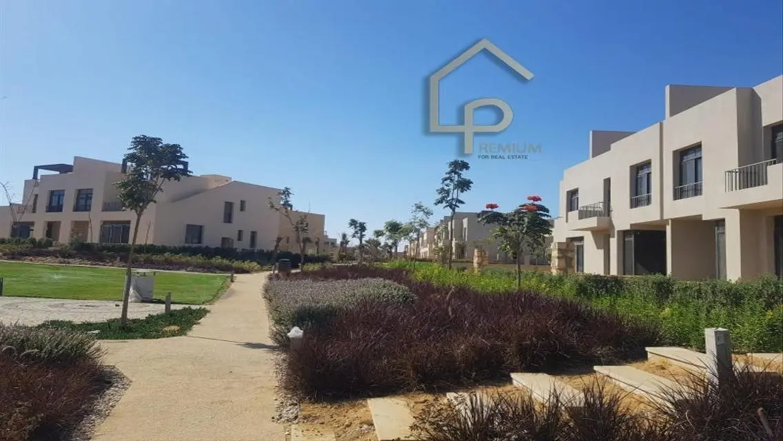 Townhouse for sale in O-West Whyt prime location