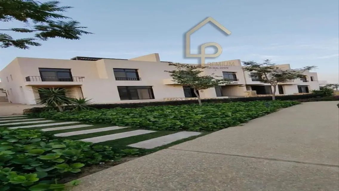 Townhouse for sale in O-West Whyt prime location