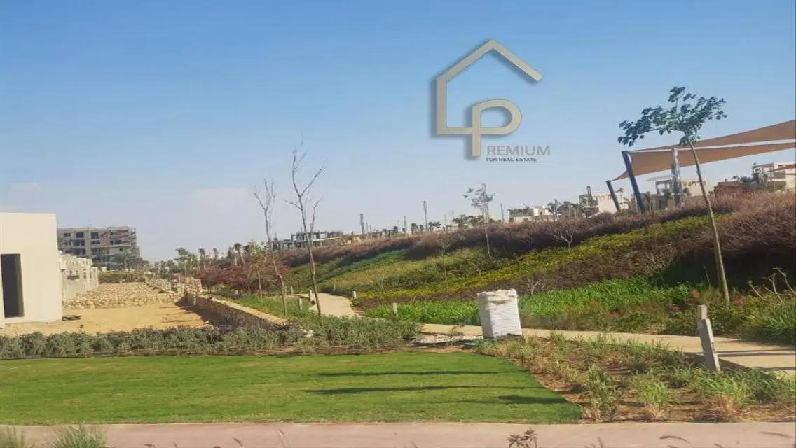 Townhouse for sale in O-West Whyt prime location