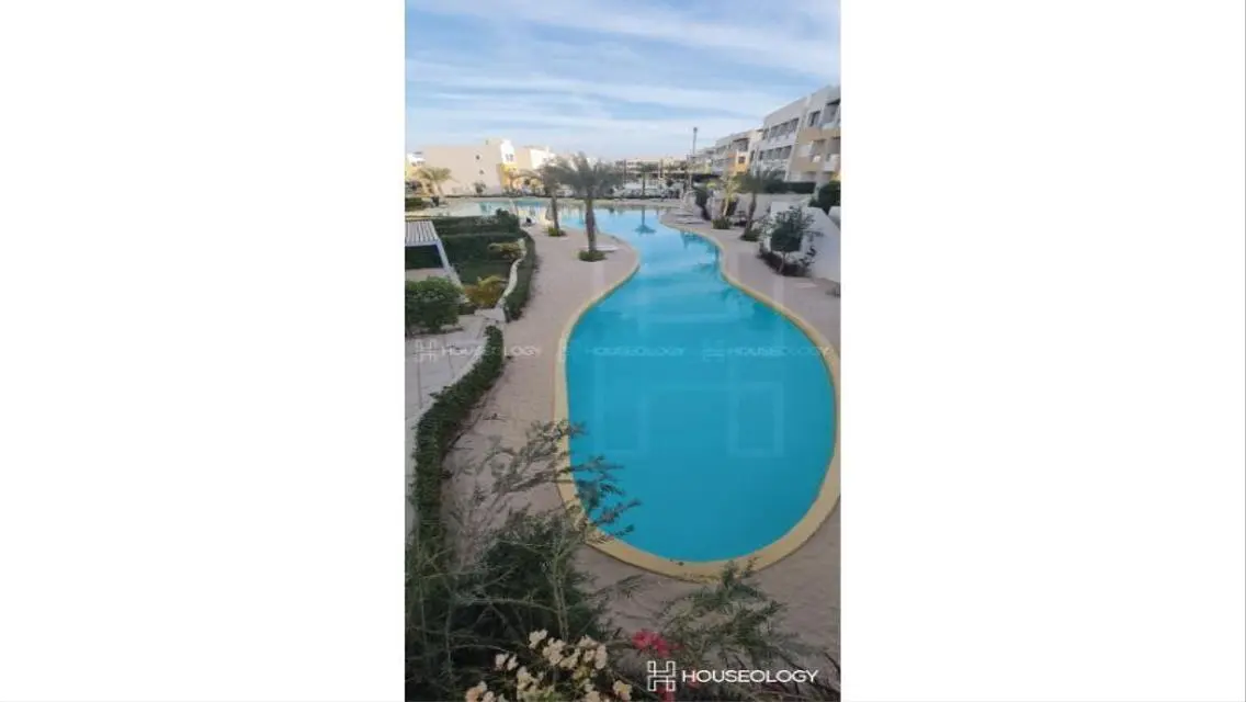 Corner chalet 3bed with garden on lagoon RTM Azha