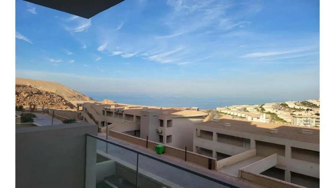 مطل على البحر - موقع مميز
