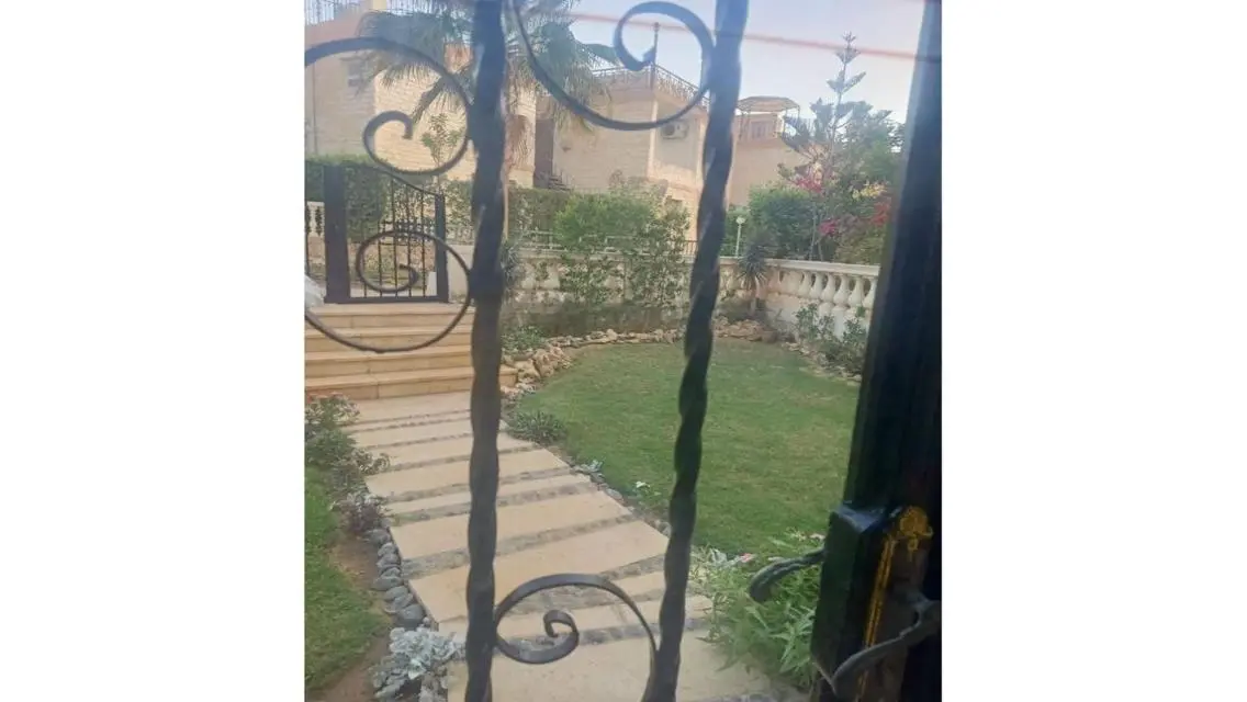 بحري - حديقة خاصة - مفروشة بالكامل